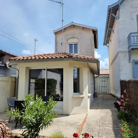 Holiday home Maison Familiale 6 A 8 Personnes Centre *