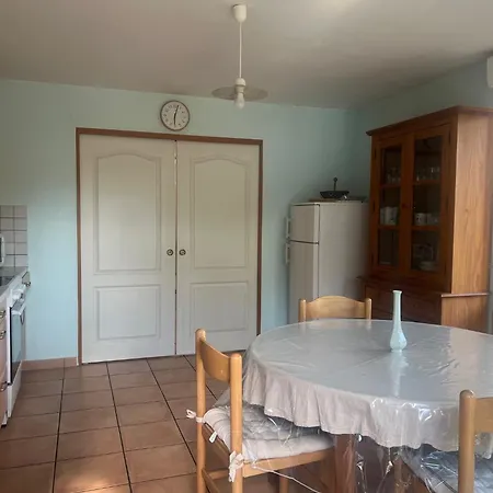 Holiday home Maison Familiale 6 A 8 Personnes Centre